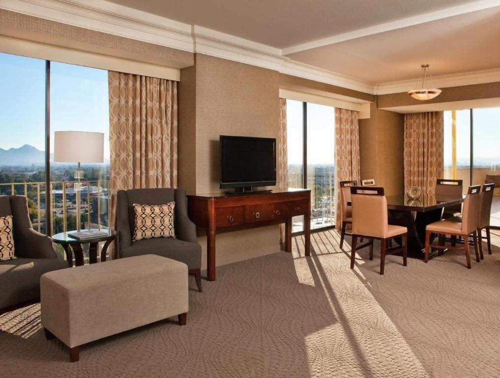 Sheraton Crescent Hotel Phoenix Exteriér fotografie