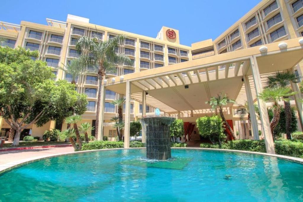 Sheraton Crescent Hotel Phoenix Exteriér fotografie