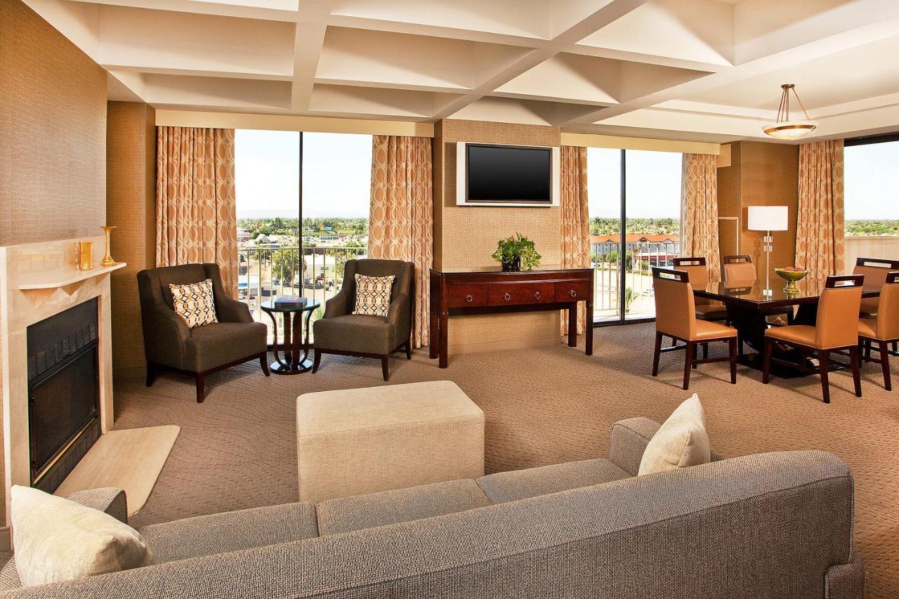 Sheraton Crescent Hotel Phoenix Exteriér fotografie